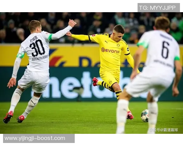 德甲激战：多特蒙德惊险战胜巴萨神扑与十大进球精彩回顾