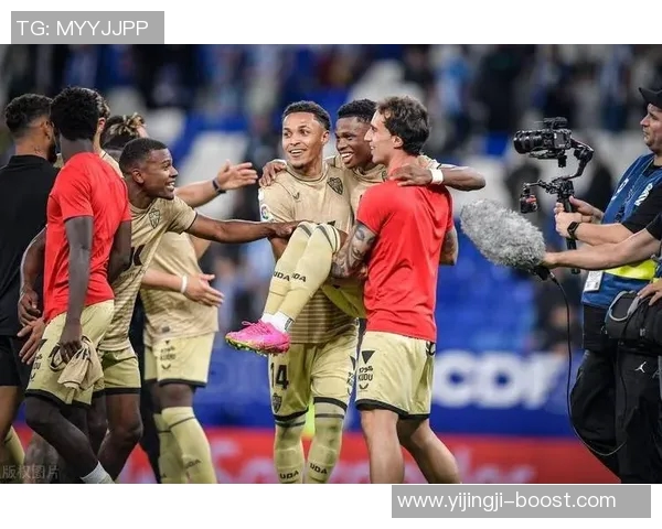 皇马逆转巴萨夺冠补时绝杀引发全场狂欢战报解析