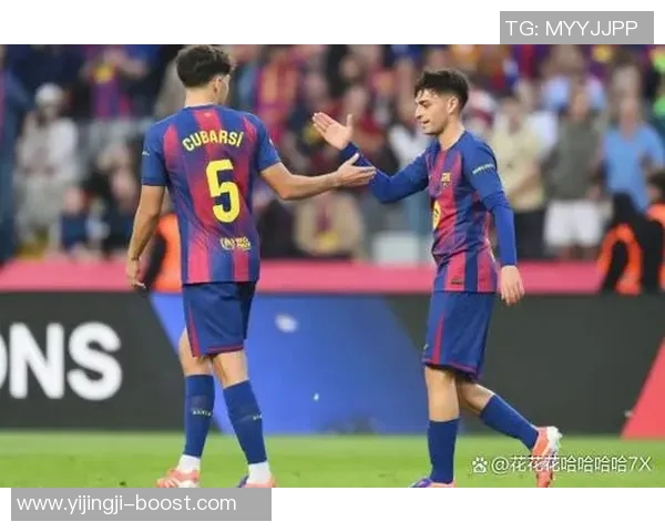 意甲精彩对决巴萨4-3逆转曼联帽子戏法点燃全场激情