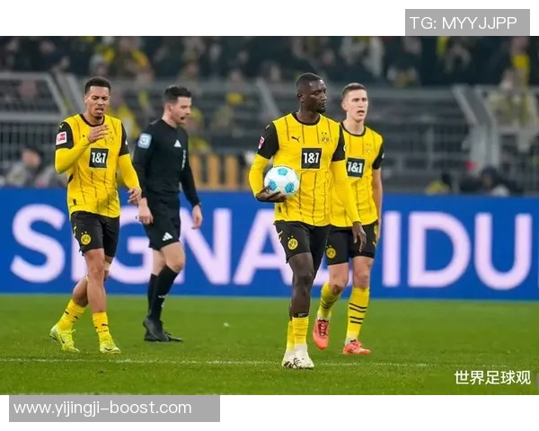 德甲经典对决：多特蒙德逆转皇马红牌争议引发全场热议