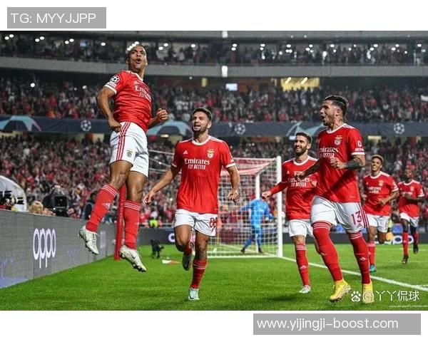 德甲焦点战曼联与本菲卡战平神秘门将神扑瞬间引发全场热议